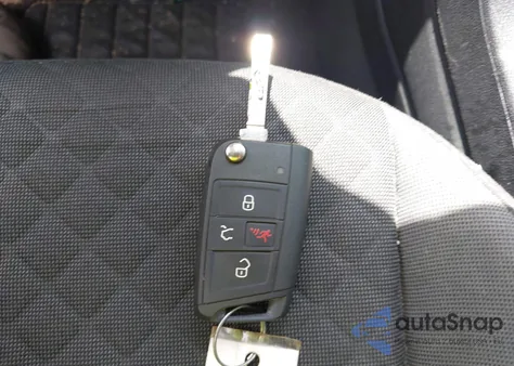 2018 Volkswagen Tiguan 2.0T S from USA, damaged, VIN 3VV1B7AX2JM054788